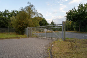 Zufahrt / Auffahrt